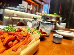 -8PINTS八品脱·日料·烧鸟·精酿小酒馆(莘庄店)