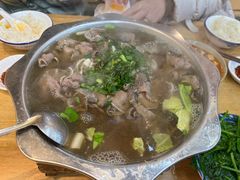 -谢老五跷脚牛肉·非遗传承店