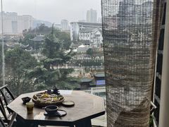 -包整·丝娃娃(一览甲秀楼风景店)