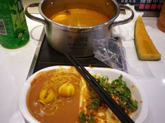 -百品聚旋转火锅(号外店)
