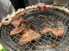 黑牛极品短肋-草家酱蟹炭火烤肉店(珲春南路一店)