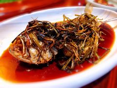 葱烤大黄鱼-莹珠阁·私房菜