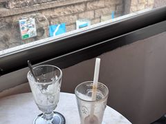 -巴浪鱼咖啡馆 Local Fish