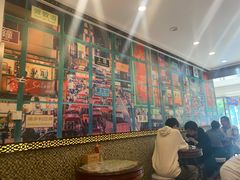 大堂-广信牛奶甜品世家(台东店)