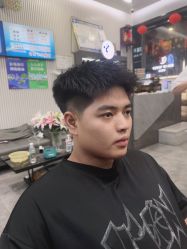 点击看大图 -半岛时尚造型