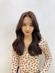 -BULB STUDIO 巴柏明星发型工作室