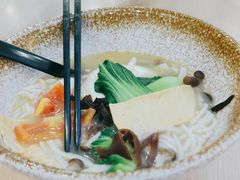 -蒙自源米线大王(普宁广场店)