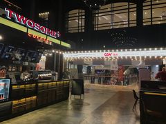 -CGV影城(滨江天街IMAX店)