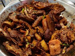 -嘎嘎鸭下巴·爆辣干锅(明教寺店)