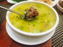 -山明水秀大饭店