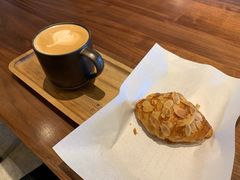 -星巴克(港汇1号办公楼店)