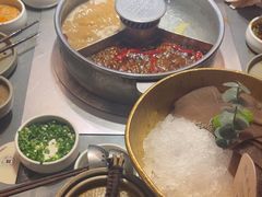 -巴奴毛肚火锅(二七万达店)