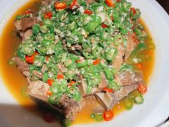 椒香手抓牛大骨-楼兰新疆主题餐厅(悠方店)