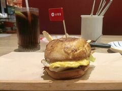 -必胜客(新中纬店)