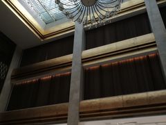 -绍兴中金豪庭大酒店