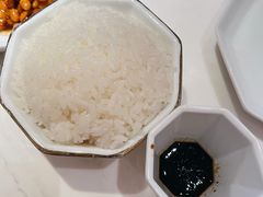 五常稻花香米饭-金戈戈香港豉油鸡(皇庭广场店)