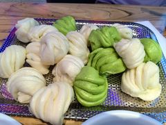 花卷-山河屯铁锅炖·非遗铁锅炖(华强北店)