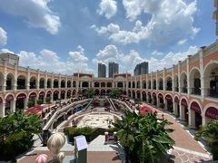 -佛罗伦萨小镇广佛名品奥特莱斯(疏港路店)