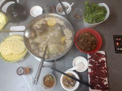 -官塘陈记鱼生·潮汕砂锅粥·牛肉火锅(潮枫路总店)