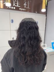 -镁连社·美联社