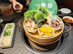 -一善菌·云南菌汤·云南菜(银泰城店)