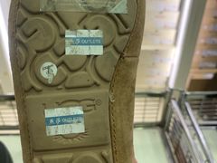 -UGG(燕莎奥特莱斯购物中心店)