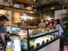面包甜点陈列柜-仙峰天然面包(迎宾路店)