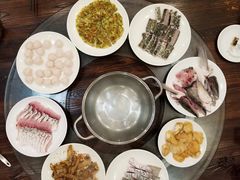 -正能量脆肉鲩火锅