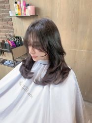 -韩国李知恩形象设计