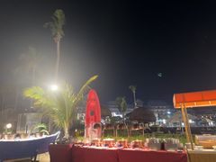 -亚龙湾希尔顿自助餐厅·海鲜·烧烤·沙滩BBQ·现场乐队