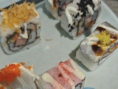 -金滏山·烤肉海鲜火锅自助(襄阳万达店)