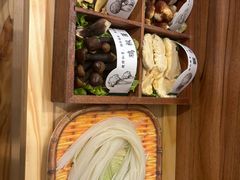 -椰子湾·海南火锅·糟粕醋·椰子鸡(正大广场店)