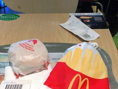 -麦当劳(南京路2店)