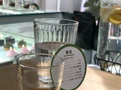 -UNI UNI(环亚凯瑟琳店)