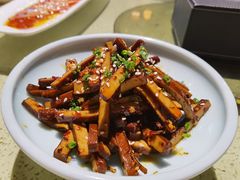 -铜锣湾·有麝自然香(重庆新天地店)