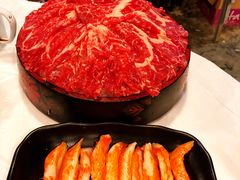 安格斯牛肉-鲜入围煮花胶鸡海鲜火锅