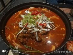 辛牛骨火锅-KCOOKING概念韩餐(世茂52+店)