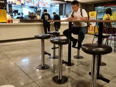 -麦当劳(火车北站餐厅)