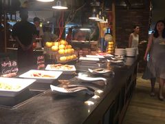 自助取餐区-OPEN開全日自助餐厅·牛肉火锅·海鲜(佛山希尔顿酒店)