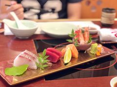 -蟹田居·活蟹料理(东城店)