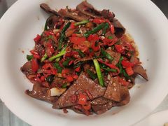 -辛香味烧鱼馆·非遗技艺·排骨红烧肉(光谷医药园店)