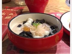 -山城外·非遗酸菜鱼(财富中心店)