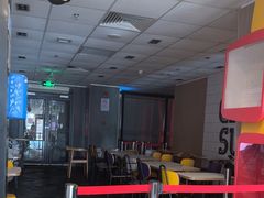 -麦当劳(国家体育场南路店)