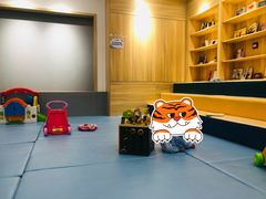 -蓝旗亲子游泳(范湖万达广场店)