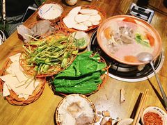 -阿婆情腊排骨火锅(金虹路店)