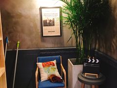 -HIGH FIVE哈福手工汉堡(桂林路店)