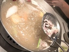 -左庭右院鲜牛肉火锅(金山万达店)