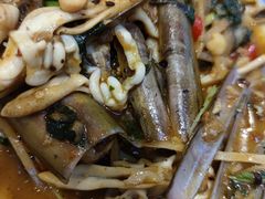 -蚝美人·生蚝海鲜烧烤(茶花园店)
