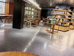 景观位-星巴克臻选(国贸商城首店)