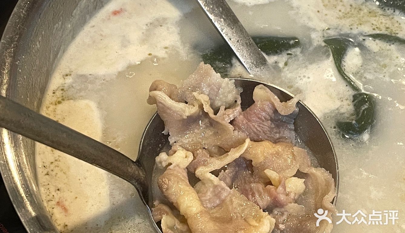 人均也才三十几这样吧 很划算了 主要是汤好喝